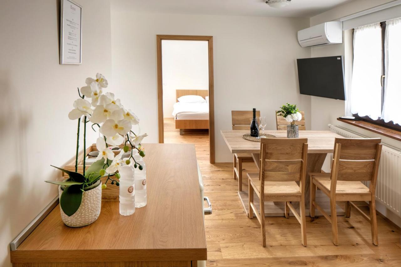 ורהניקה Guesthouse Tursic מראה חיצוני תמונה