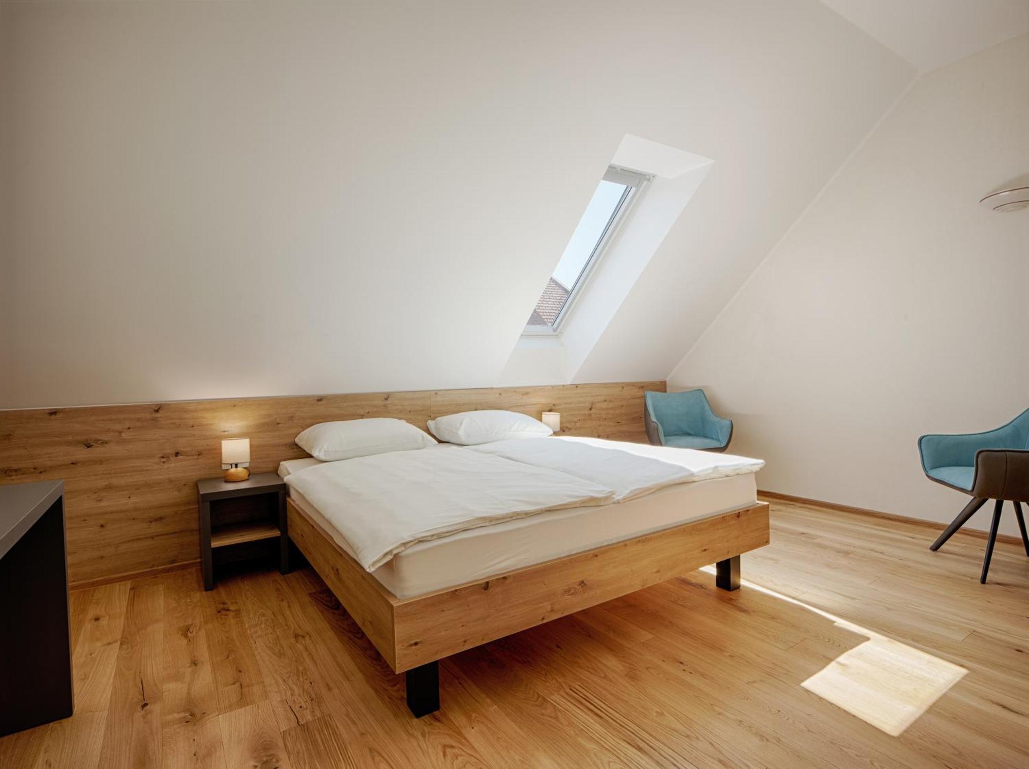 ורהניקה Guesthouse Tursic מראה חיצוני תמונה