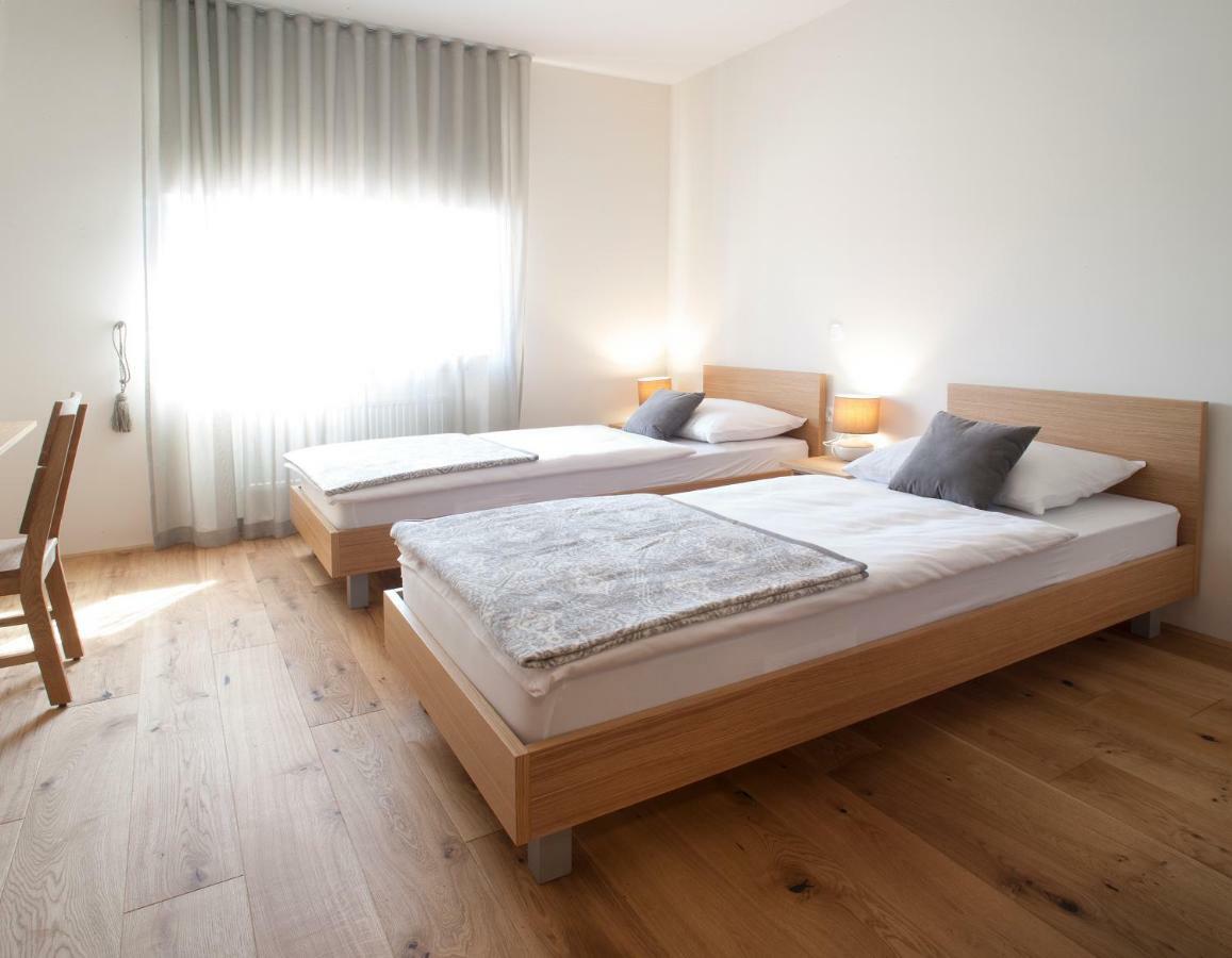 ורהניקה Guesthouse Tursic מראה חיצוני תמונה